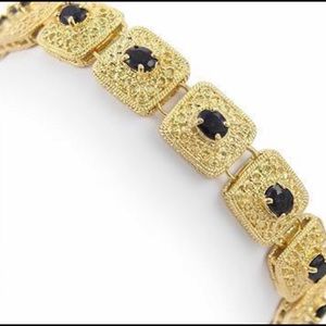 7.0 TVW sapphire bracelet w/ 18-karat yellow gold